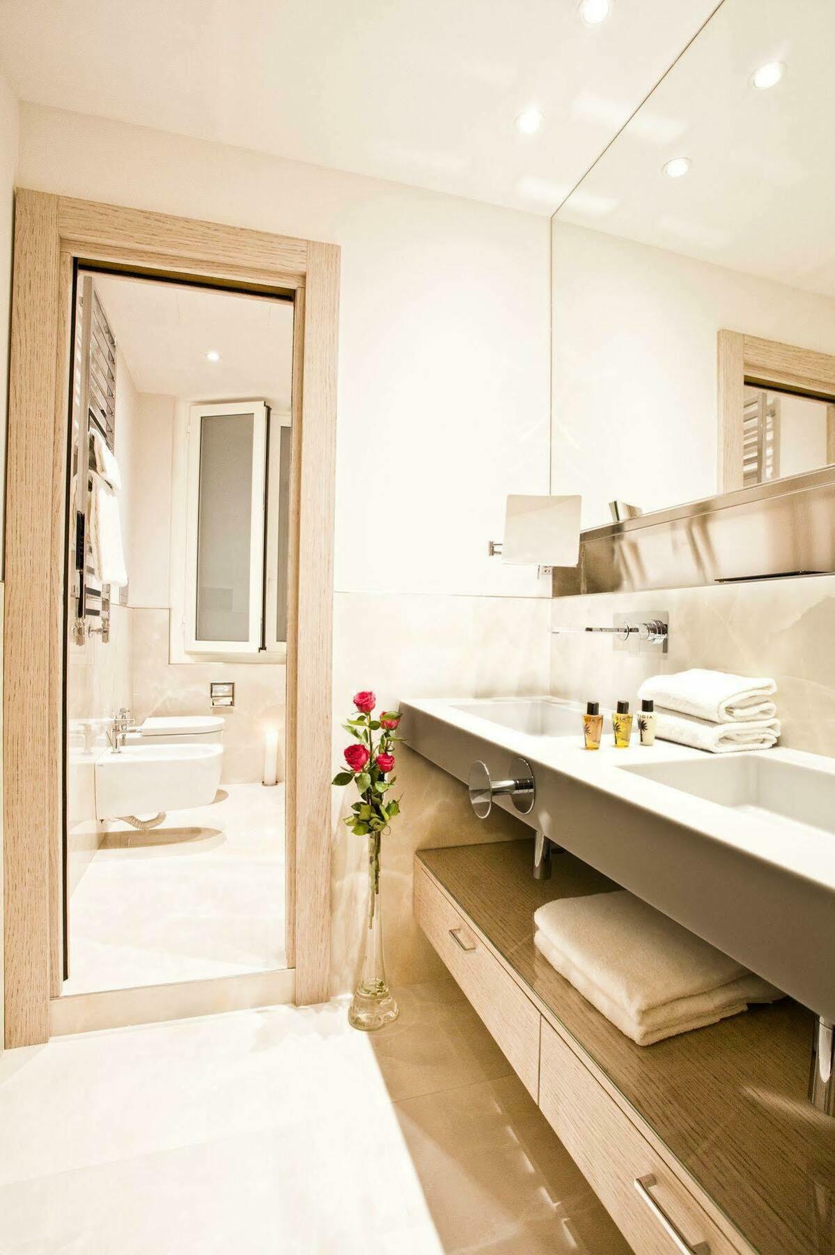 Corso 12 Roma Bed & Breakfast Bagian luar foto